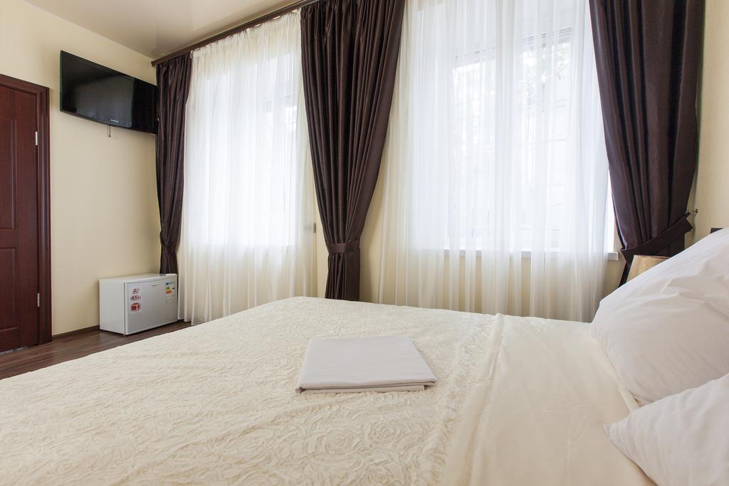 Hotel Cristal Odessa Kamer foto